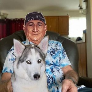 Meet your Posher, Raymond